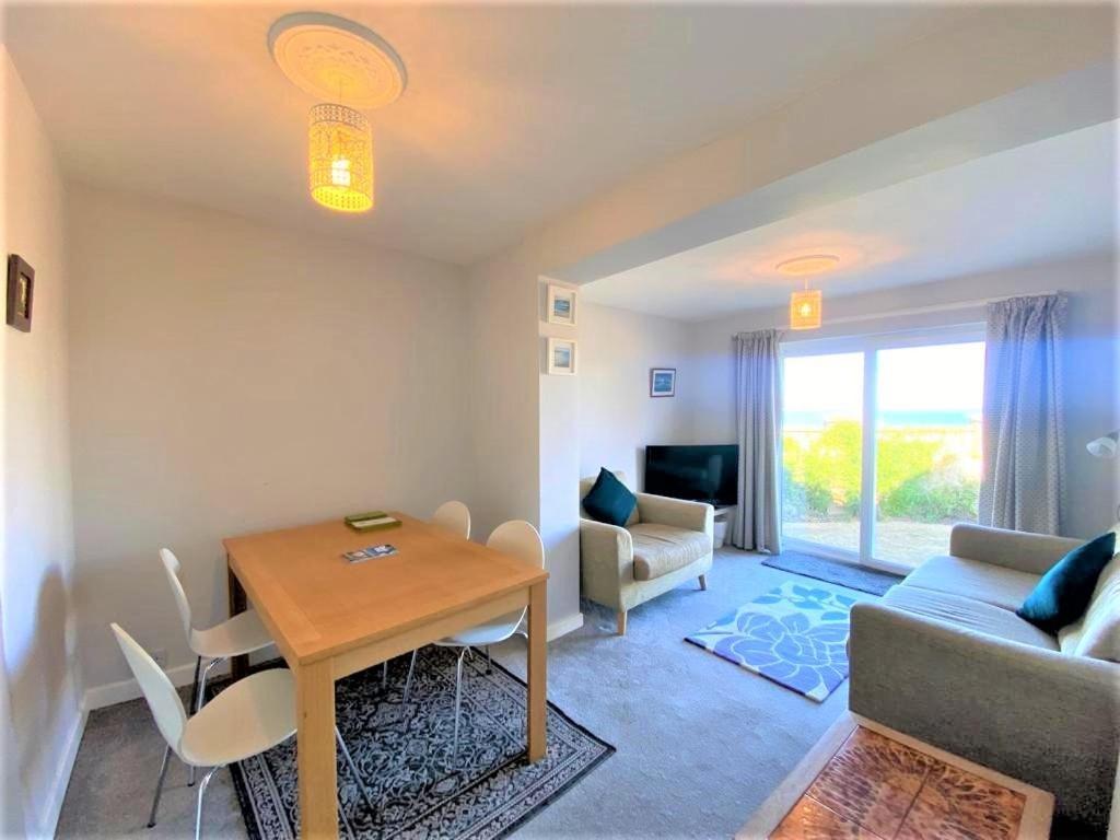 Cliff Court Apartments 토키 외부 사진